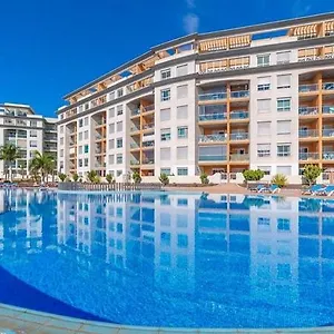 https://canadas-golf-del-sur.in-canary-islands.com